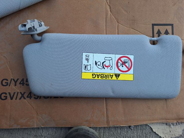 bontott RENAULT ZOE Jobb Napellenző