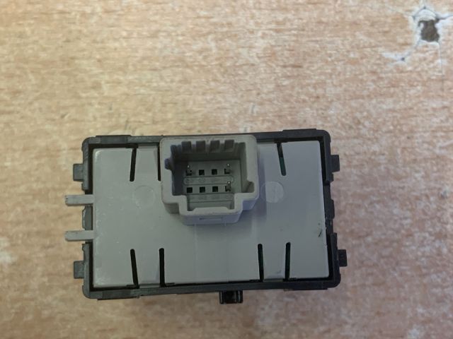 bontott RENAULT ZOE Kapcsoló (Magában)