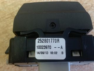 bontott RENAULT ZOE Kapcsoló (Magában)