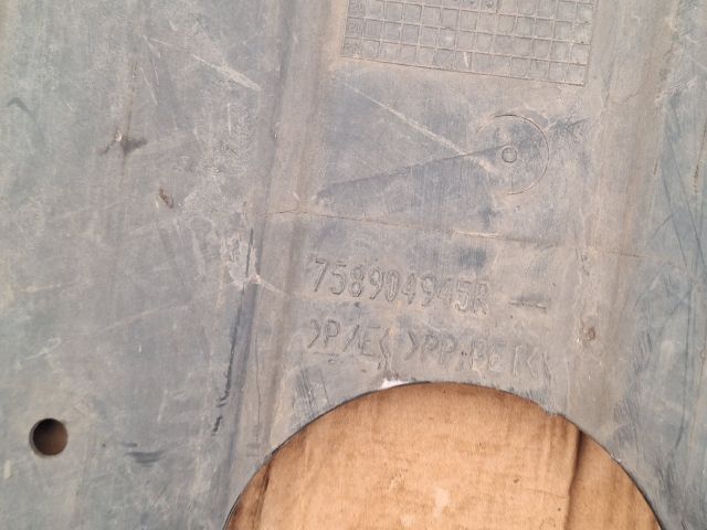 bontott RENAULT ZOE Kartervédő