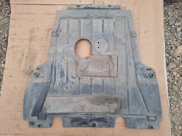 bontott RENAULT ZOE Kartervédő