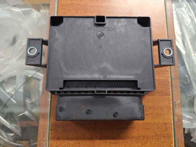 bontott RENAULT ZOE Kézifék Elektronika