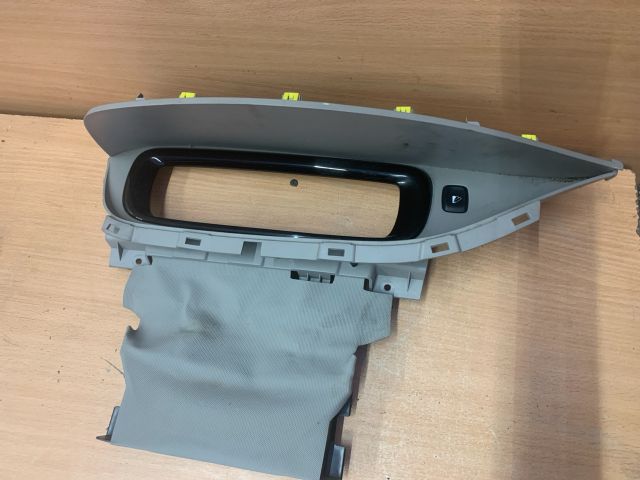 bontott RENAULT ZOE Kilométeróra Keret