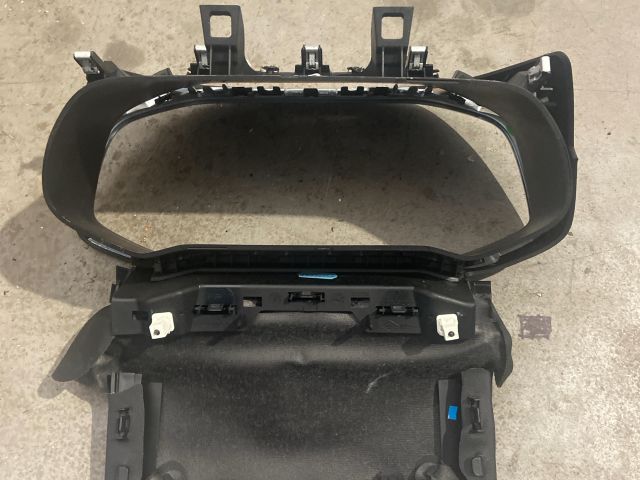 bontott RENAULT ZOE Kilométeróra Keret