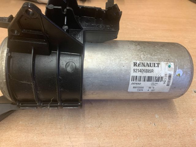 bontott RENAULT ZOE Klíma Párátlanító Tartály