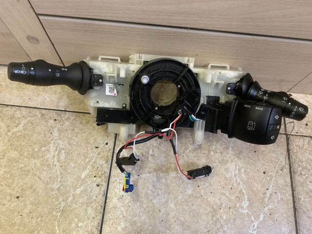 bontott RENAULT ZOE Komplett Kormánykapcsoló (Bajuszkapcsoló)