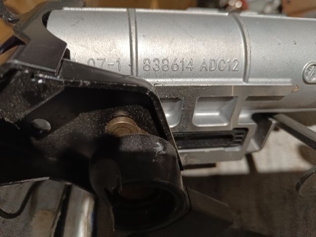 bontott RENAULT ZOE Kormányoszlop