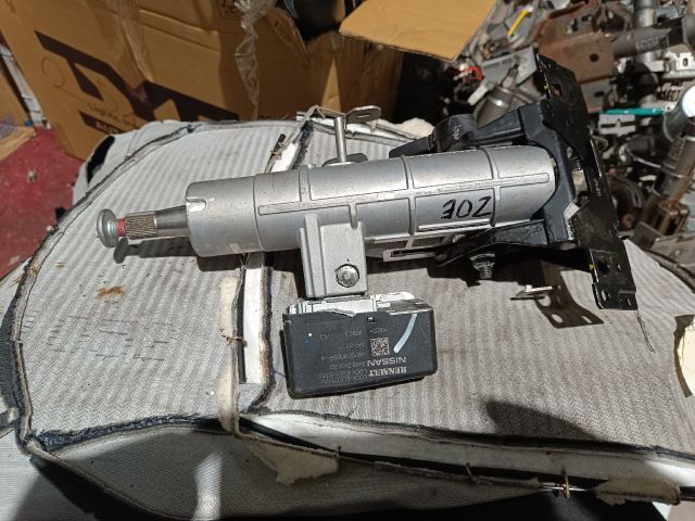 bontott RENAULT ZOE Kormányoszlop