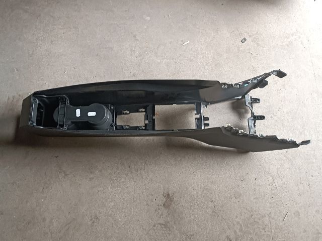 bontott RENAULT ZOE Középkonzol Keret