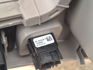 bontott RENAULT ZOE Középső Kardánbox Burkolat