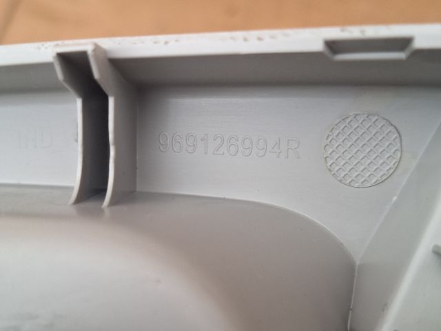 bontott RENAULT ZOE Középső Kardánbox Burkolat