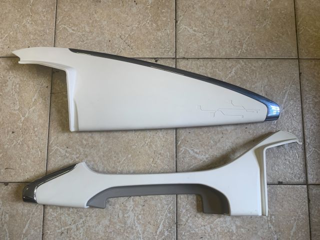 bontott RENAULT ZOE Középső Műszerfal Díszléc