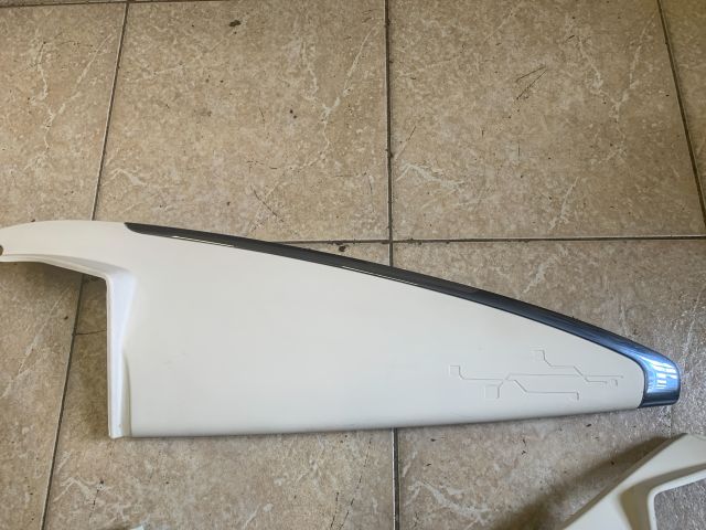 bontott RENAULT ZOE Középső Műszerfal Díszléc