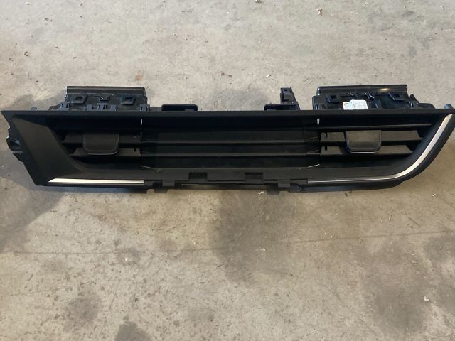 bontott RENAULT ZOE Középső Szellőző