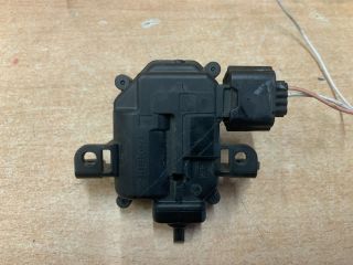 bontott RENAULT ZOE Központizár Motor Tankajtó