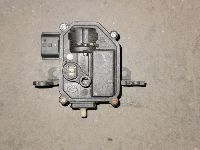 bontott RENAULT ZOE Központizár Motor Tankajtó