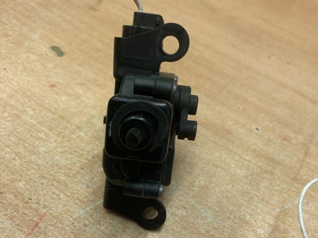 bontott RENAULT ZOE Központizár Motor Tankajtó