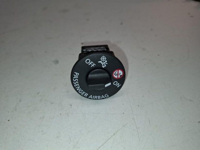 bontott RENAULT ZOE Légzsák Kapcsoló