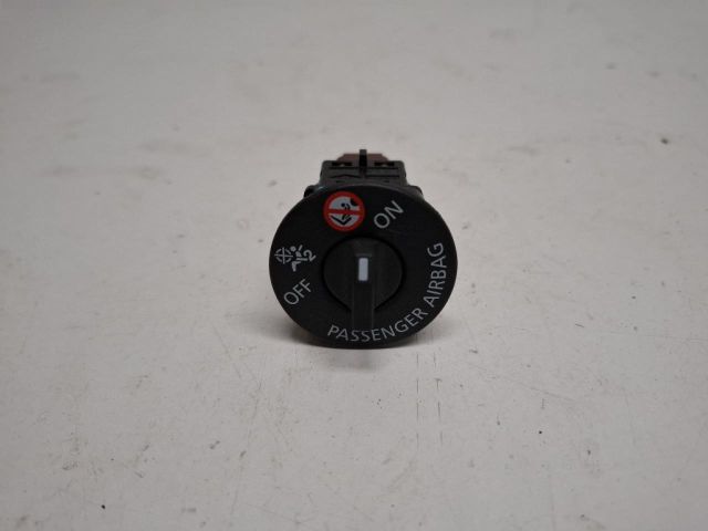 bontott RENAULT ZOE Légzsák Kapcsoló