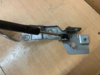 bontott RENAULT ZOE Motorháztető Bal Zsanér