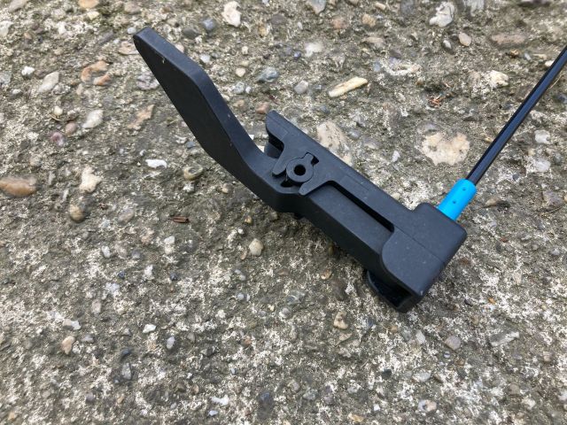 bontott RENAULT ZOE Motorháztető Nyitó Bowden