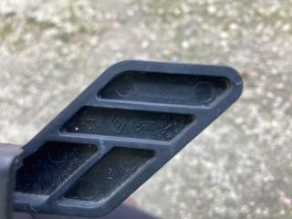 bontott RENAULT ZOE Motorháztető Nyitó Bowden