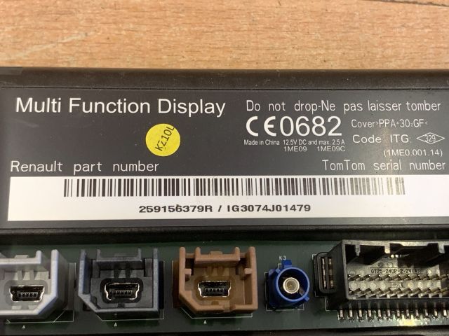 bontott RENAULT ZOE Multifunkciós Kijelző