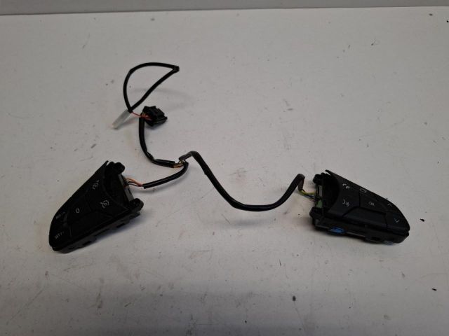 bontott RENAULT ZOE Multikormány Kapcsoló Pár