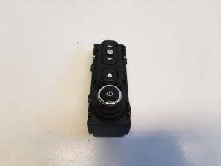 bontott RENAULT ZOE Multimédia Vezérlő