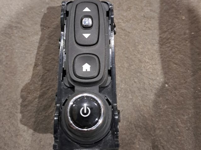 bontott RENAULT ZOE Multimédia Vezérlő