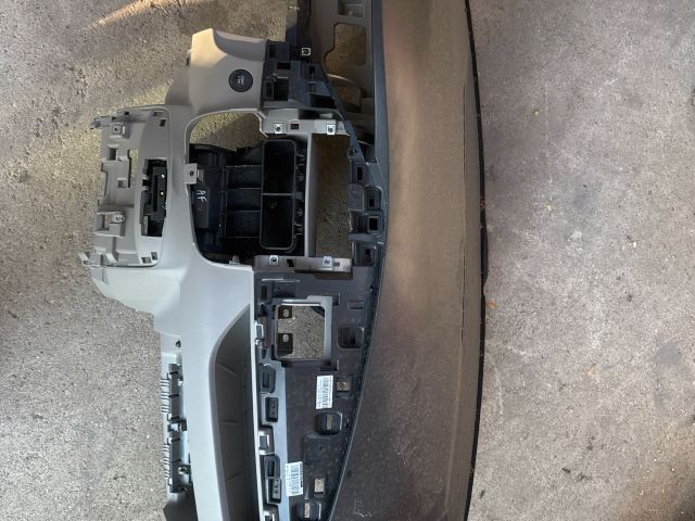 bontott RENAULT ZOE Műszerfal Héj