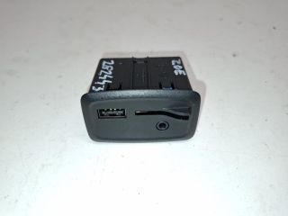 bontott RENAULT ZOE Navigáció Elektronika