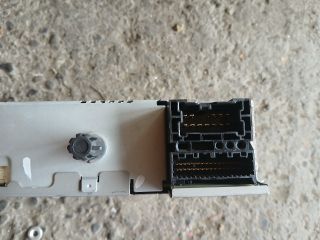 bontott RENAULT ZOE Navigációs Fejegység