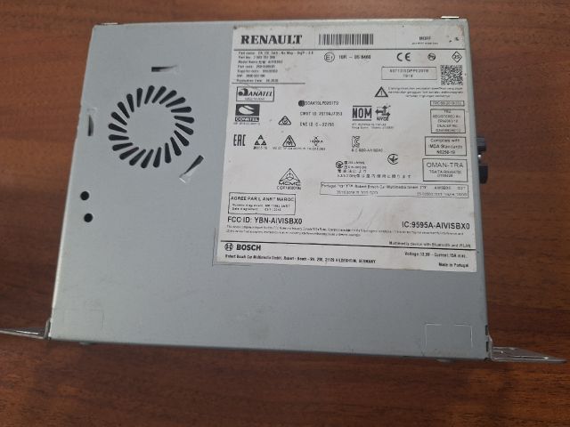 bontott RENAULT ZOE Rádió / CD