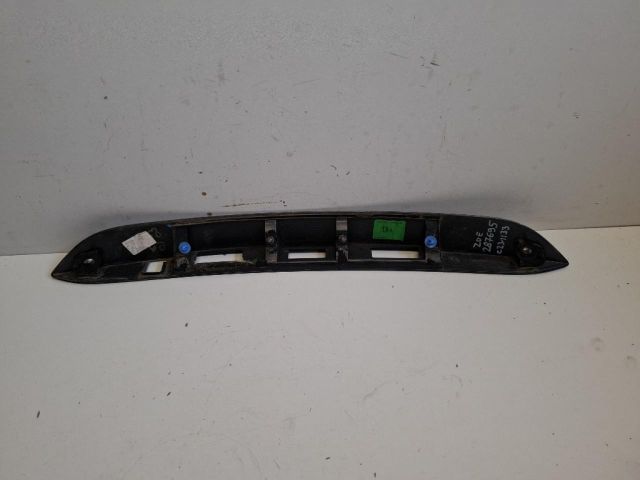 bontott RENAULT ZOE Rendszámtábla Világítás Keret