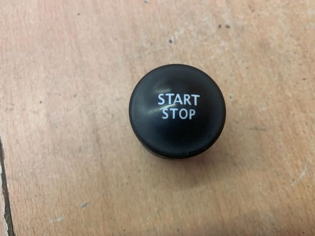 bontott RENAULT ZOE Start / Stop Indító Gomb