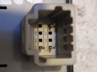 bontott RENAULT ZOE Tankajtó Nyitó Kar / Gomb