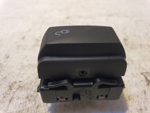 bontott RENAULT ZOE Tankajtó Nyitó Kar / Gomb