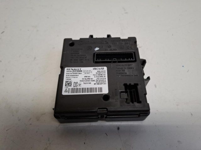 bontott RENAULT ZOE Telefon Elektronika