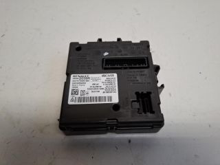 bontott RENAULT ZOE Telefon Elektronika