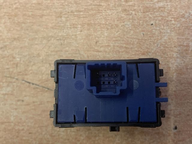 bontott RENAULT ZOE Tolatóradar Kapcsoló