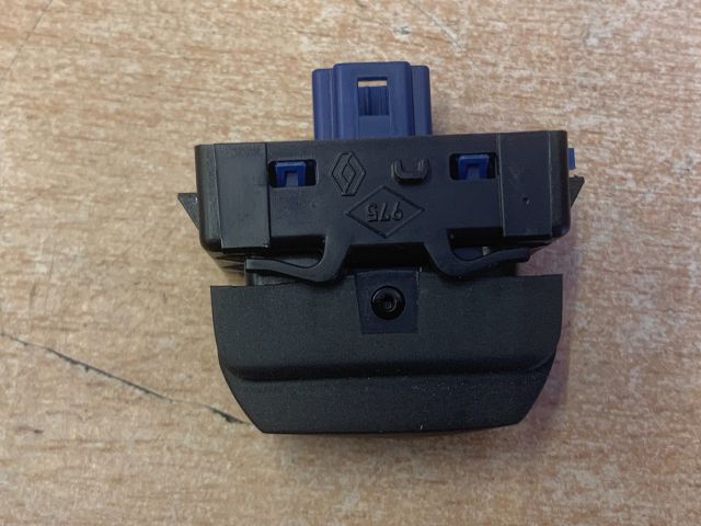 bontott RENAULT ZOE Tolatóradar Kapcsoló