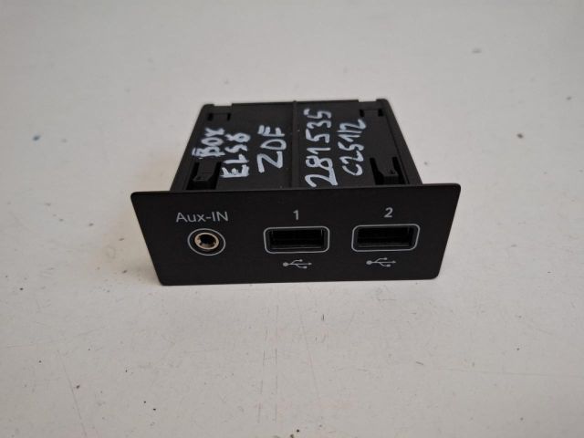 bontott RENAULT ZOE USB Aljzat