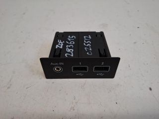 bontott RENAULT ZOE USB Aljzat