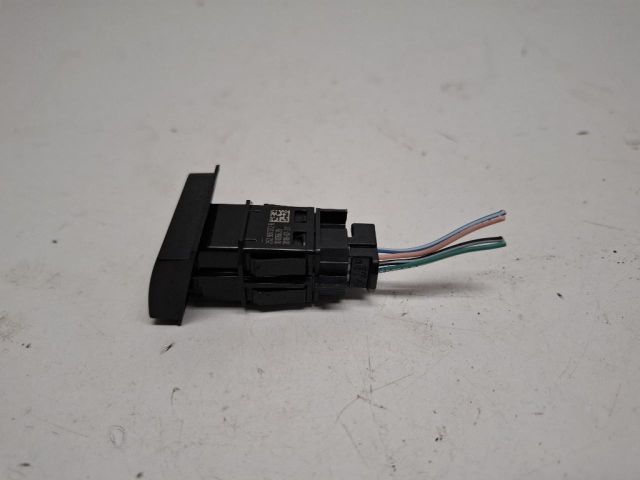 bontott RENAULT ZOE Vészvillogó Kapcsoló