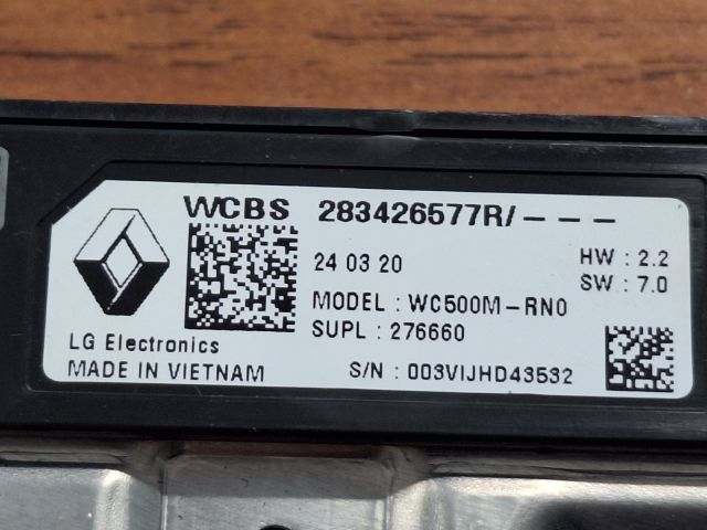 bontott RENAULT ZOE Vezeték Nélküli Telefontöltő