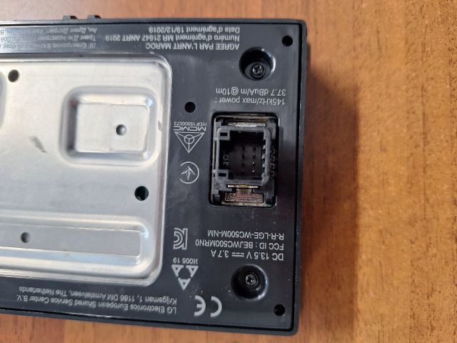 bontott RENAULT ZOE Vezeték Nélküli Telefontöltő