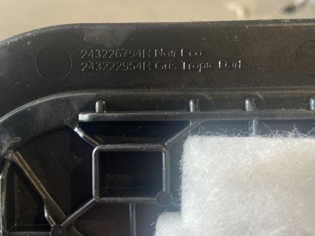 bontott RENAULT ZOE Akkumulátor Fedél