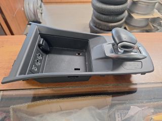 bontott RENAULT ZOE Automata Váltókar