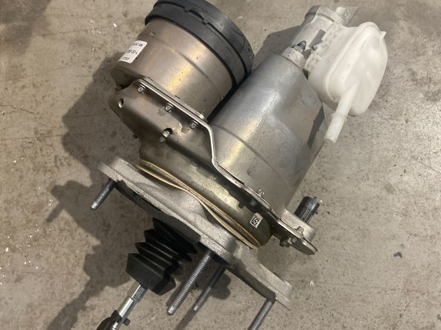 bontott RENAULT ZOE Fékrásegítő